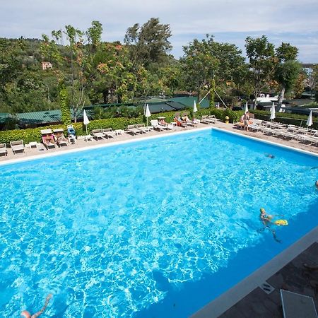 Il Frantoio Camping San Bartolomeo al Mare Kültér fotó