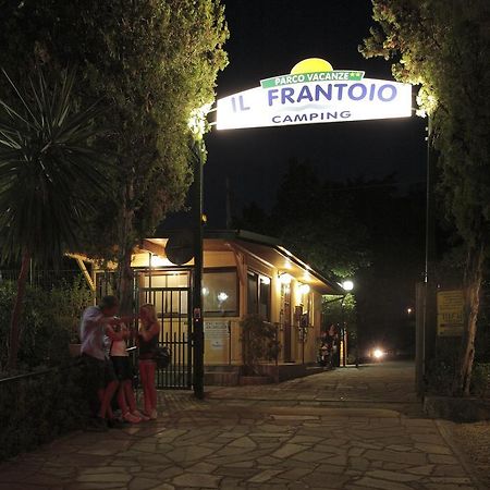 Il Frantoio Camping San Bartolomeo al Mare Kültér fotó
