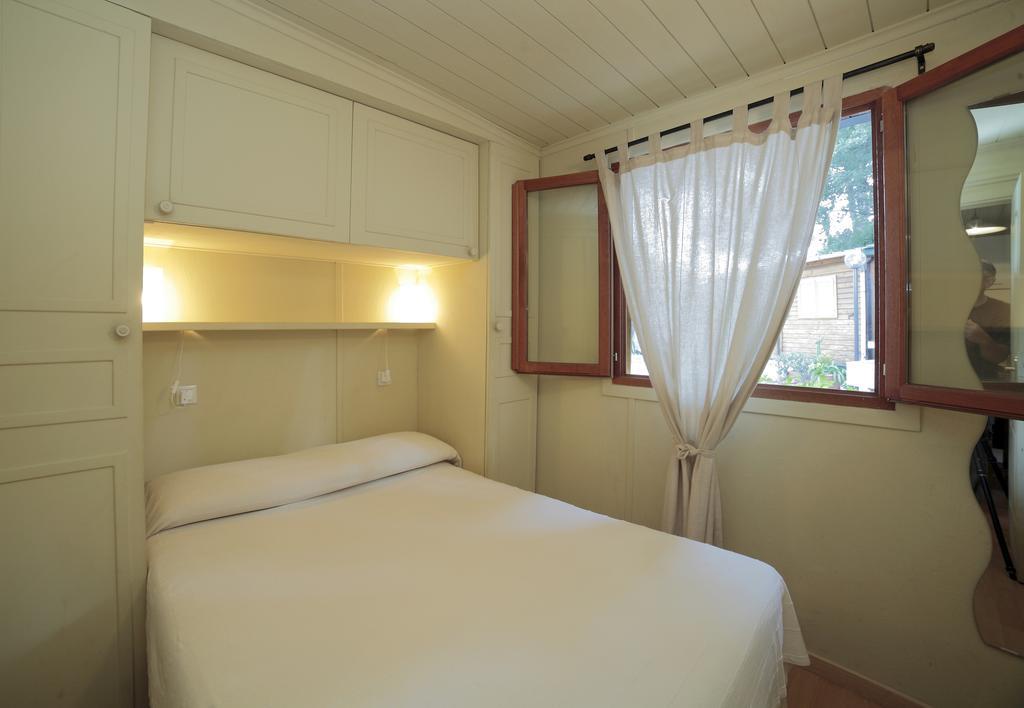 Il Frantoio Camping San Bartolomeo al Mare Szoba fotó