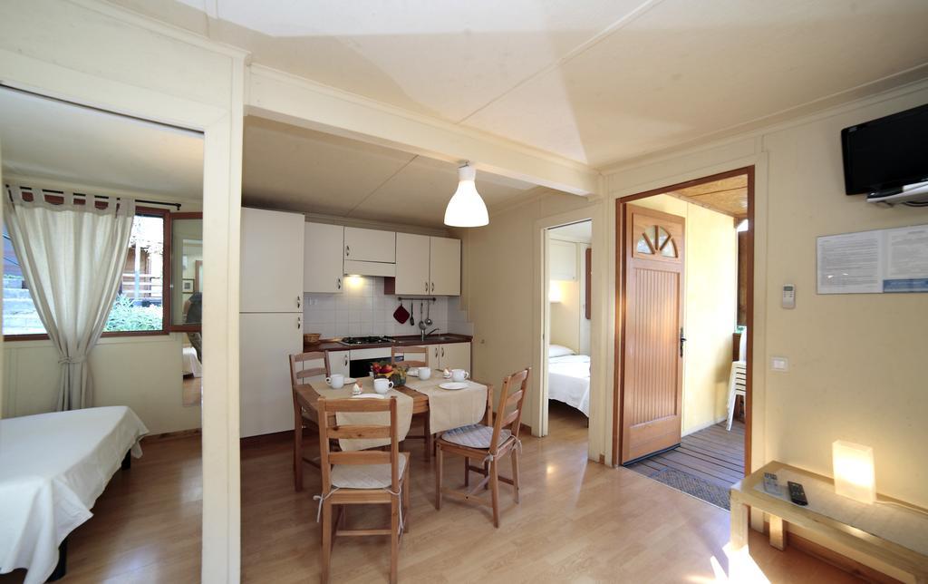 Il Frantoio Camping San Bartolomeo al Mare Szoba fotó