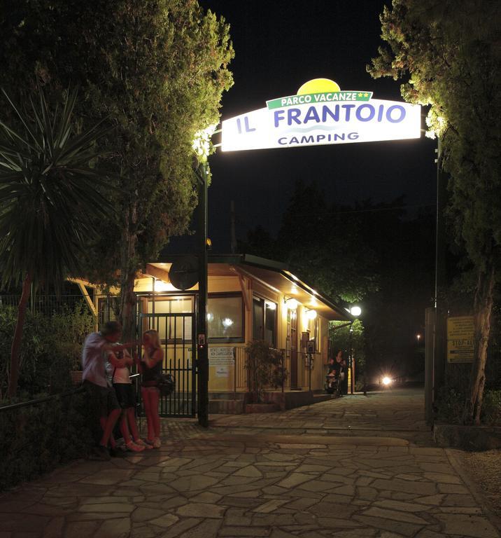 Il Frantoio Camping San Bartolomeo al Mare Kültér fotó
